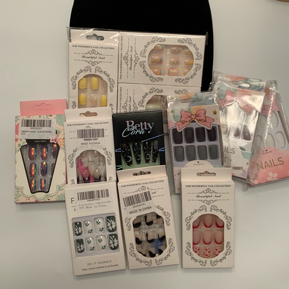 Beautiful Nails - 12 packs